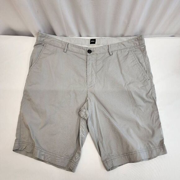 Hugo Boss Size 36 Flat Front Chino Grey Shorts Men's O10 - Picture 1 of 8